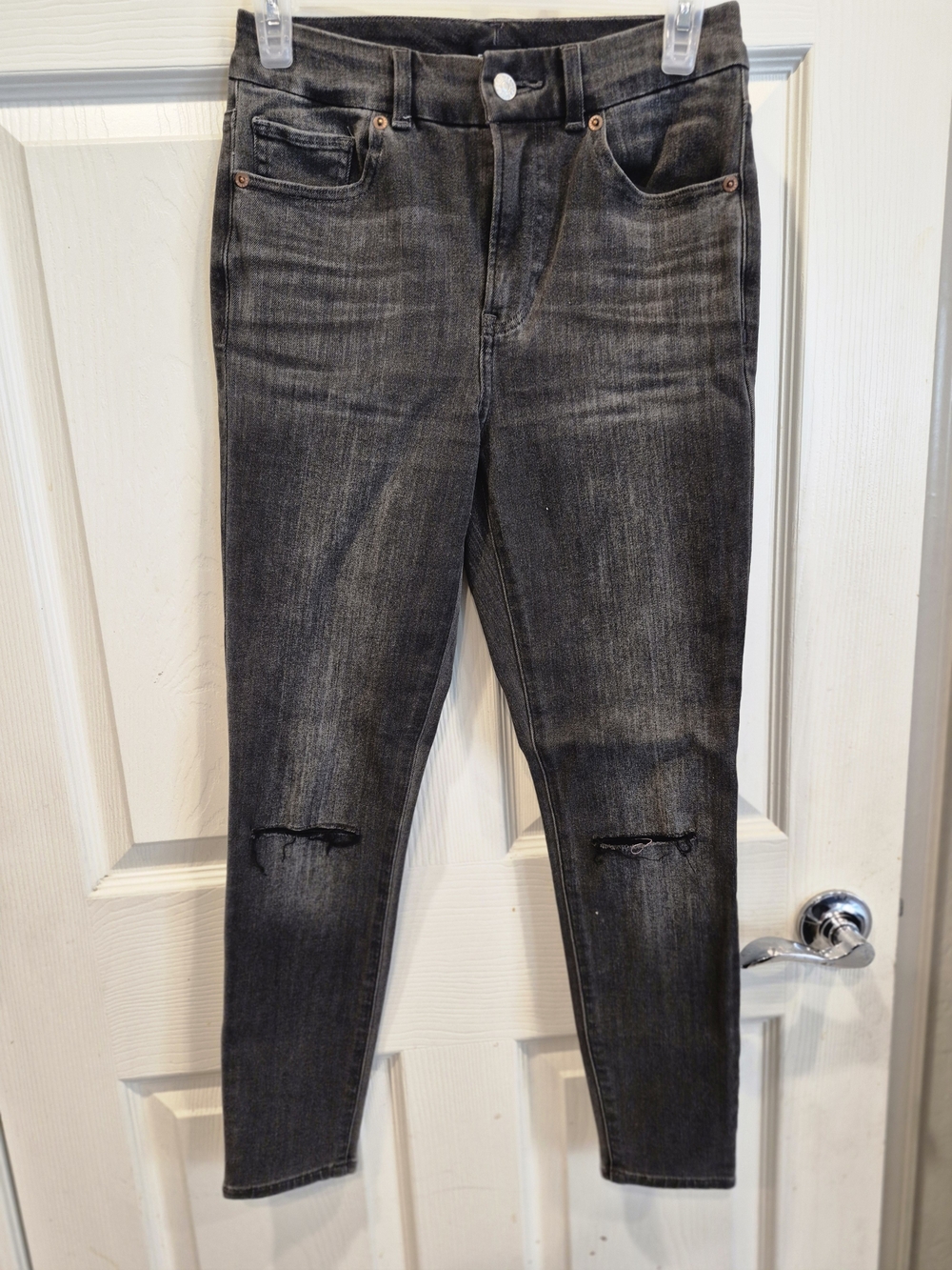 5/25 Women’s Black Washed Skinny Jeans with Knee Distress